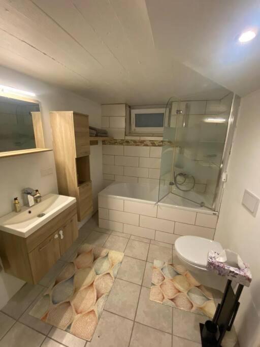 Gemuetliche Kleine Wohnung Mit Garten Unterburg  Kültér fotó